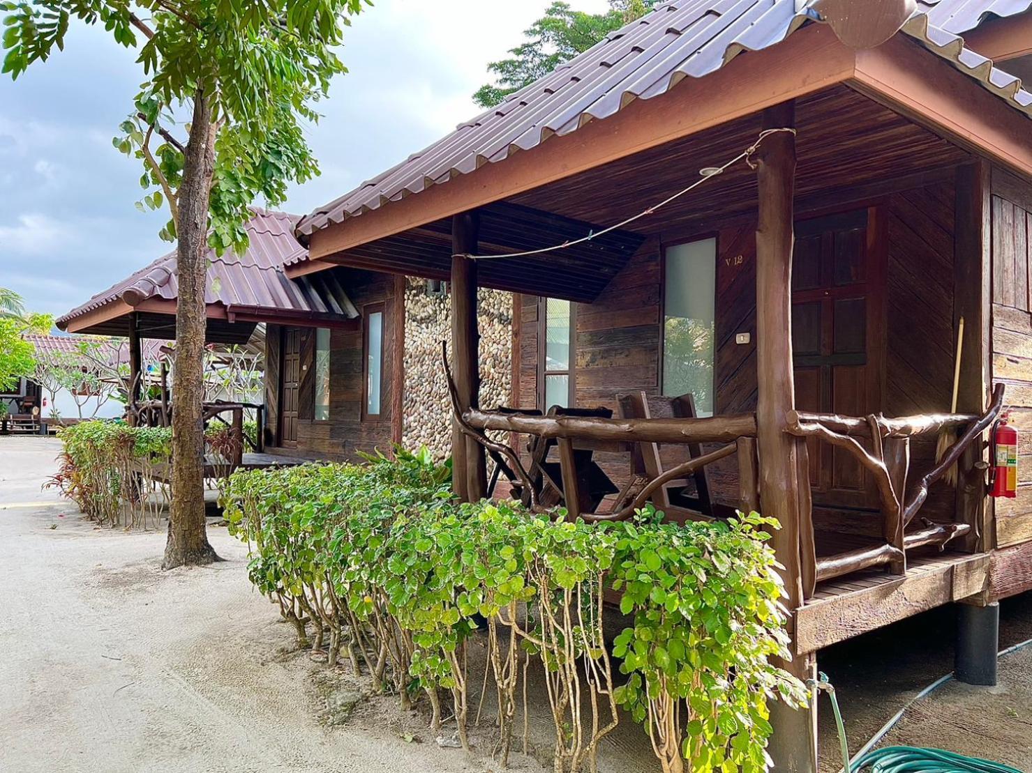 V-View Beach Resort Baan Tai Exterior foto